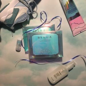 Becca Pearl Glow Shimmering Eye Palette